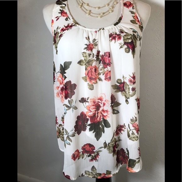 2Sable Tops - NWT 2Sable Racer-Back Floral Summer Top, size S